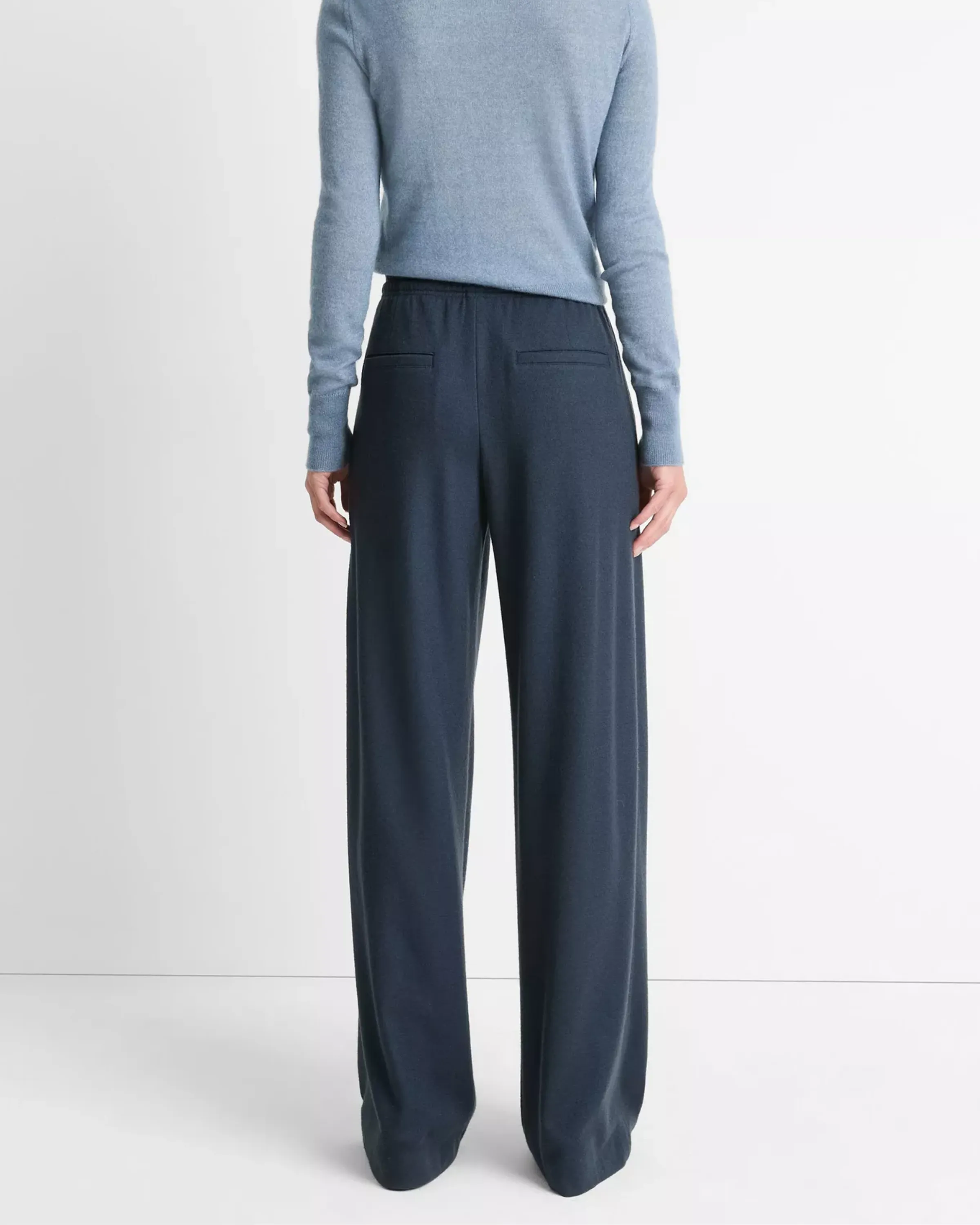 Vince Mid Rise Drawstring Pull On Pant in Tide Stone