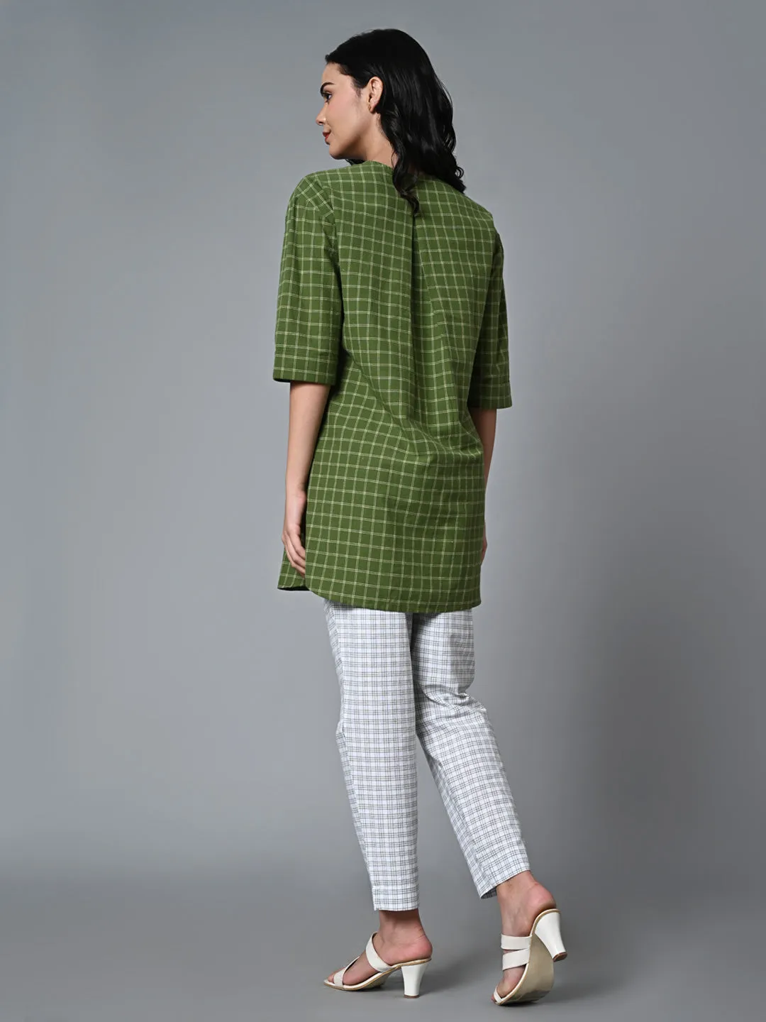 Women's Green Cotton Linen Regular Fit Kurta